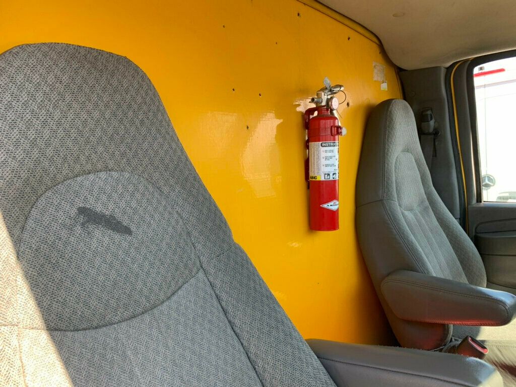 2008 GMC Savana Cutaway 177" WB C7N DRW Mechanic/Tire Shop 1-OWNER LOW MILES!! PENSKE - 22994390 - 64