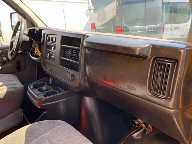 2008 GMC Savana Cutaway 177" WB C7N DRW Mechanic/Tire Shop 1-OWNER LOW MILES!! PENSKE - 22994390 - 65