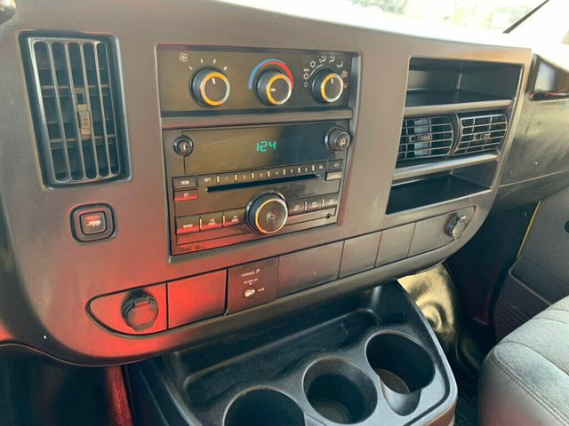 2008 GMC Savana Cutaway 177" WB C7N DRW Mechanic/Tire Shop 1-OWNER LOW MILES!! PENSKE - 22994390 - 68