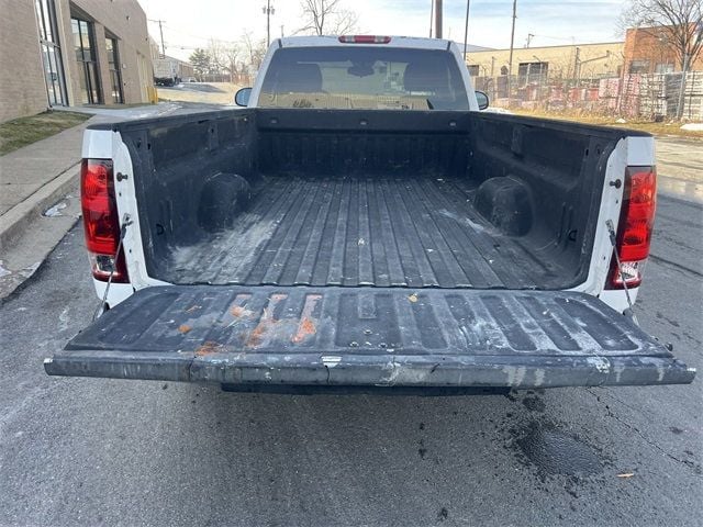 2008 GMC Sierra 1500 2WD Reg Cab 133.0" Work Truck - 22718971 - 11