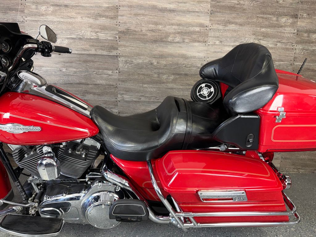2008 Harley-Davidson FLHTCU Ultra Classic Electra Glide SUPER CLEAN! - 23037450 - 12