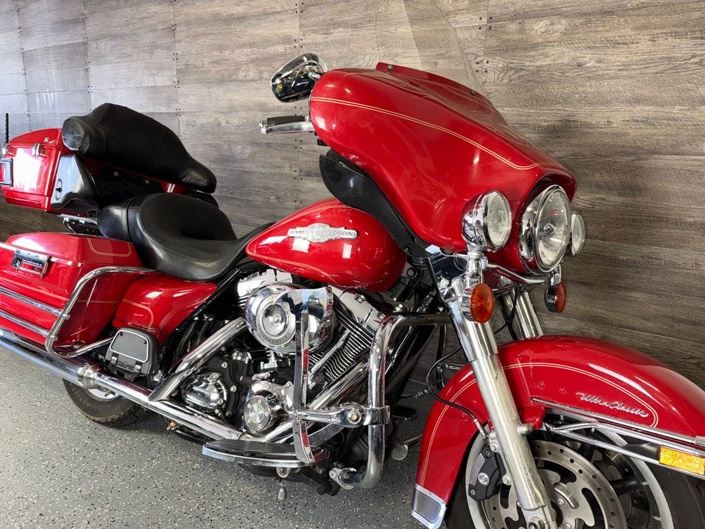 2008 Harley-Davidson FLHTCU Ultra Classic Electra Glide SUPER CLEAN! - 23037450 | Video 2
