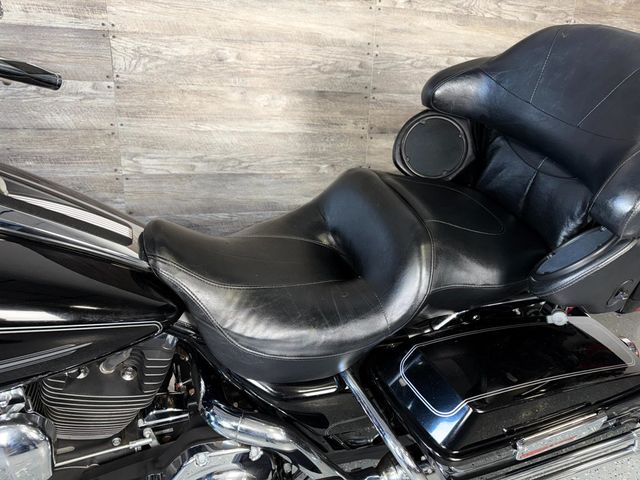 2008 Harley-Davidson FLHTCUI Ultra Classic Electra Glide LOW MILES! - 22960238 - 14