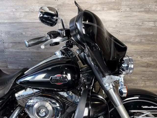 2008 Harley-Davidson FLHTCUI Ultra Classic Electra Glide LOW MILES! - 22960238 - 3