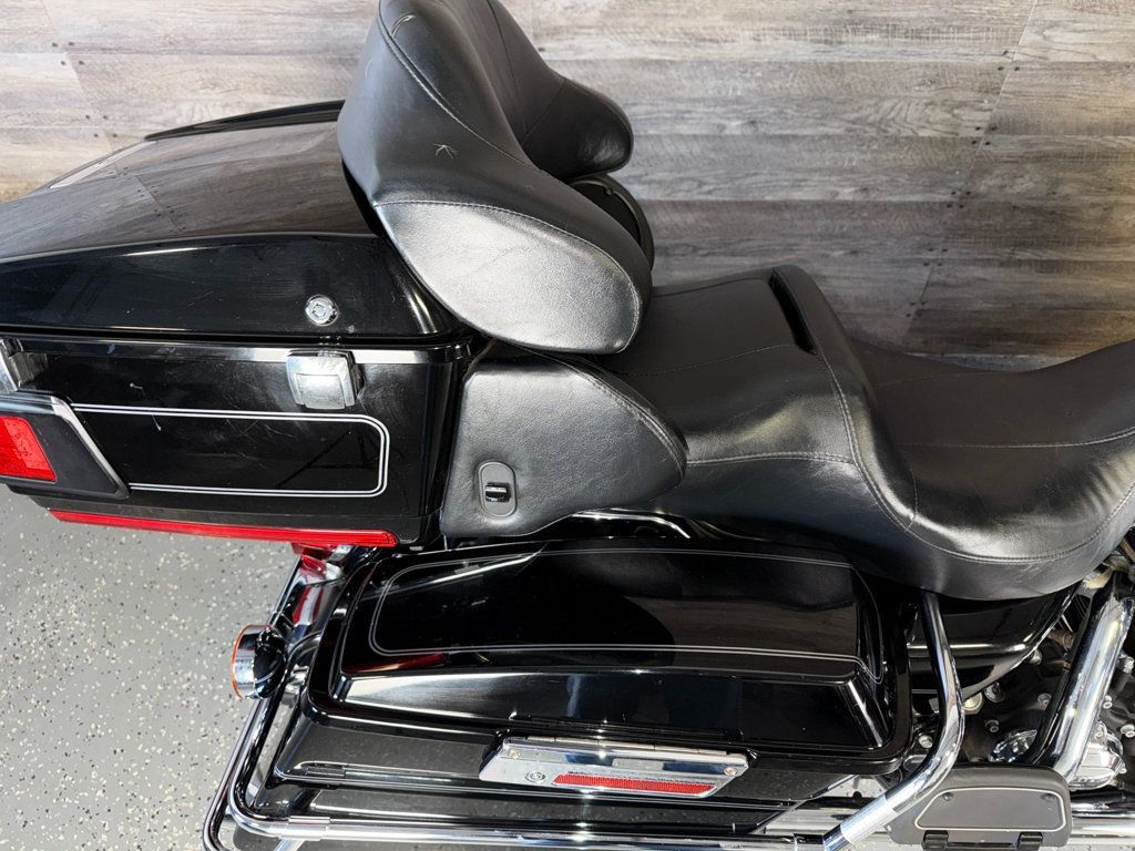 2008 Harley-Davidson FLHTCUI Ultra Classic Electra Glide LOW MILES! - 22960238 - 8