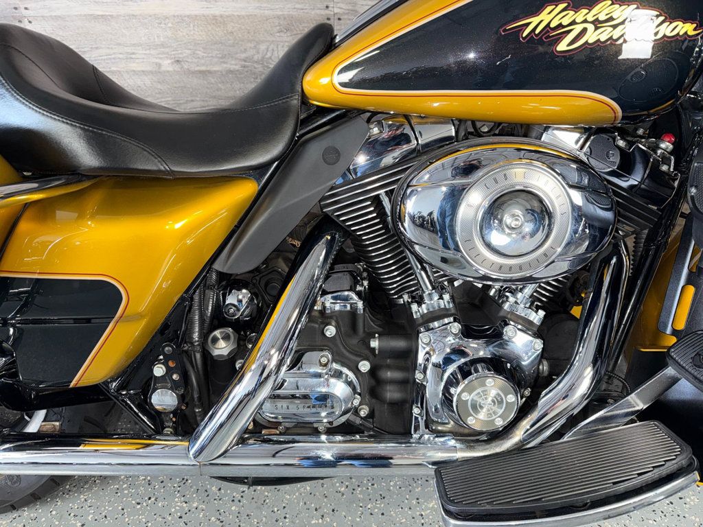 2008 Harley-Davidson FLHTCUI Ultra Classic Electra Glide SUPER CLEAN! - 22981570 - 5