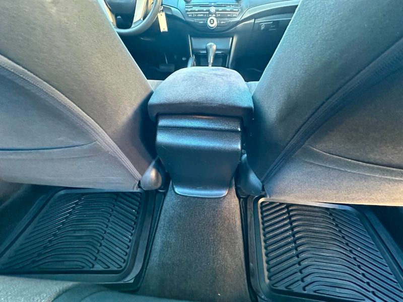 2008 Honda Accord Sedan 4dr I4 Automatic LX - 22905726 - 19