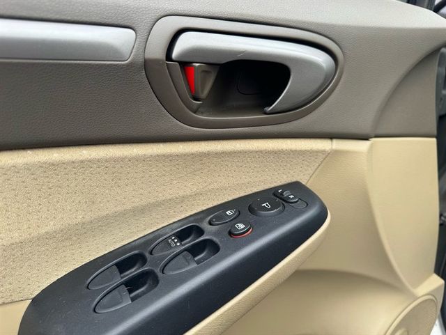 2008 Honda Civic Hybrid 4dr Sedan - 22950659 - 9