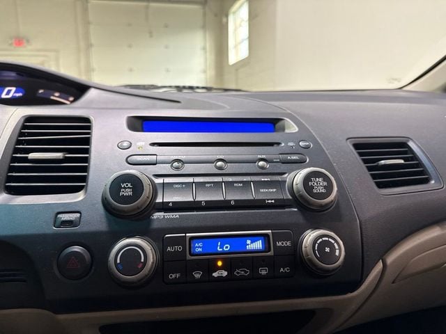 2008 Honda Civic Hybrid 4dr Sedan - 23067730 - 15
