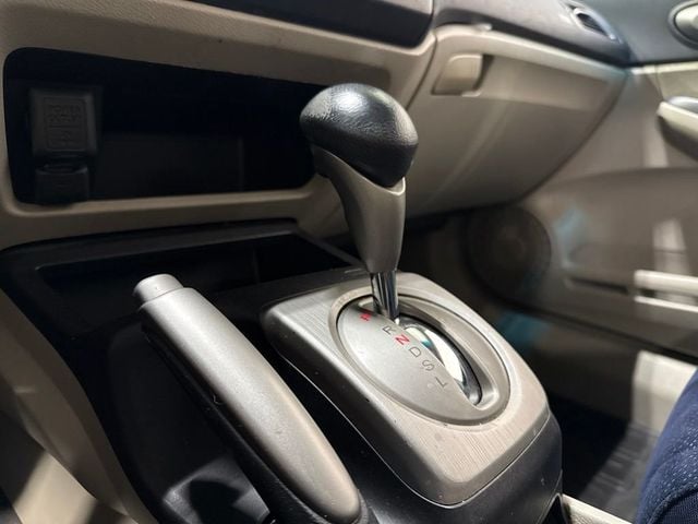 2008 Honda Civic Hybrid 4dr Sedan - 23067730 - 16