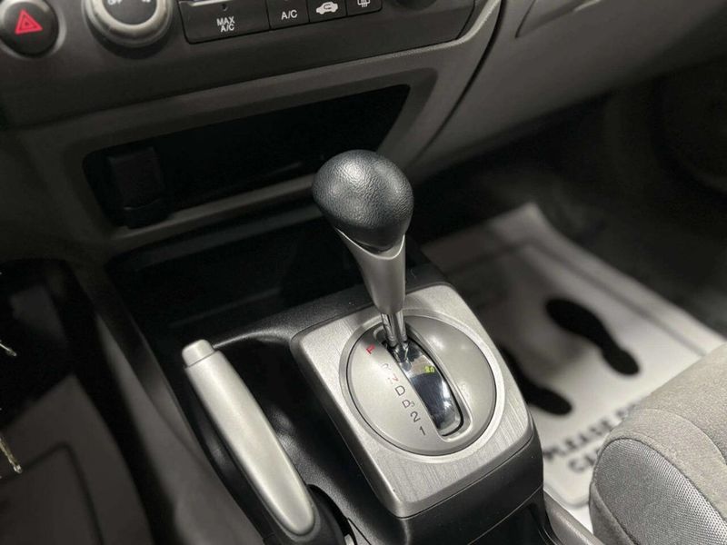 2008 Honda Civic Sedan 4dr Automatic LX - 22993947 - 23