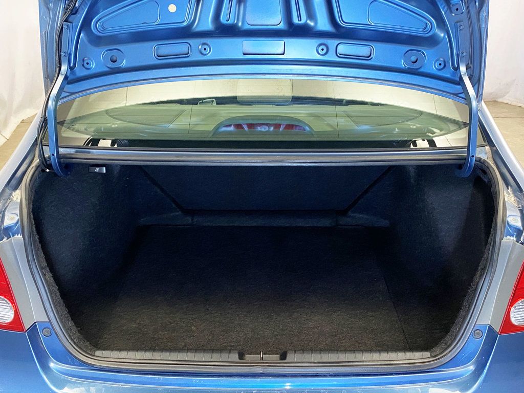 2008 Honda Civic Sedan 4dr Automatic LX - 22973702 - 40