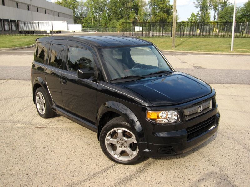 2008 Honda Element SC photo 2