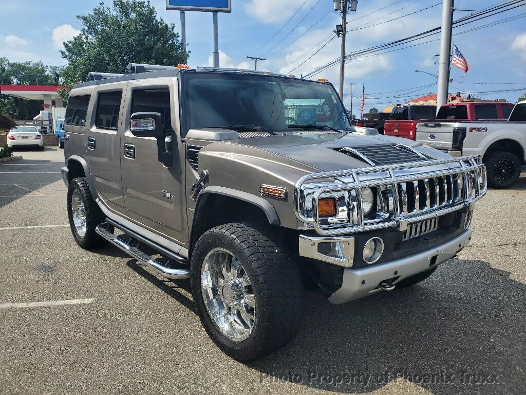 2008 Hummer H2 3/4 Ton Base photo 3