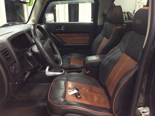2008 Hummer H3 1/2 Ton photo 9