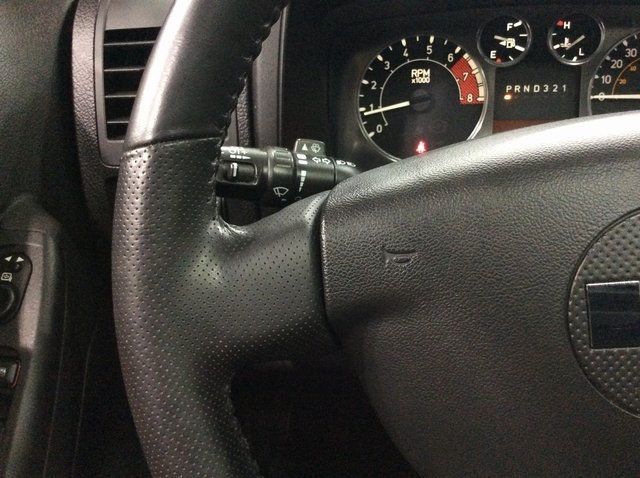 2008 Hummer H3 1/2 Ton photo 11