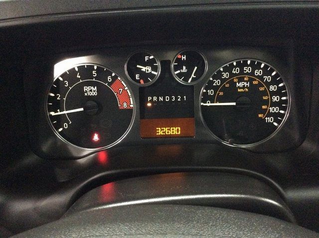2008 Hummer H3 1/2 Ton photo 8