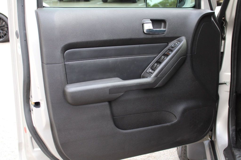 2008 Hummer H3 Base SUV photo 15