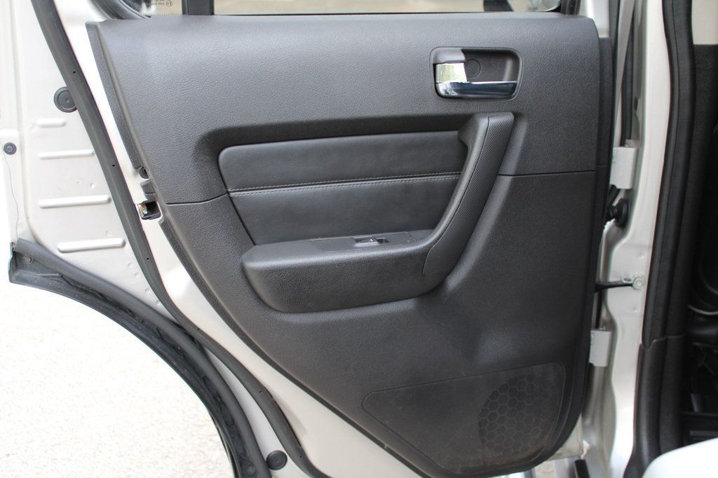 2008 Hummer H3 Base SUV photo 16