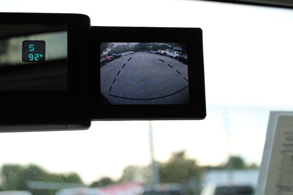 2008 Hummer H3 Base SUV photo 24