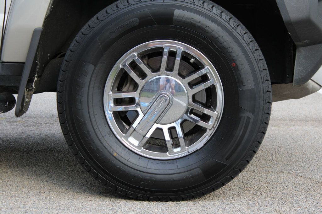 2008 Hummer H3 Base SUV photo 30