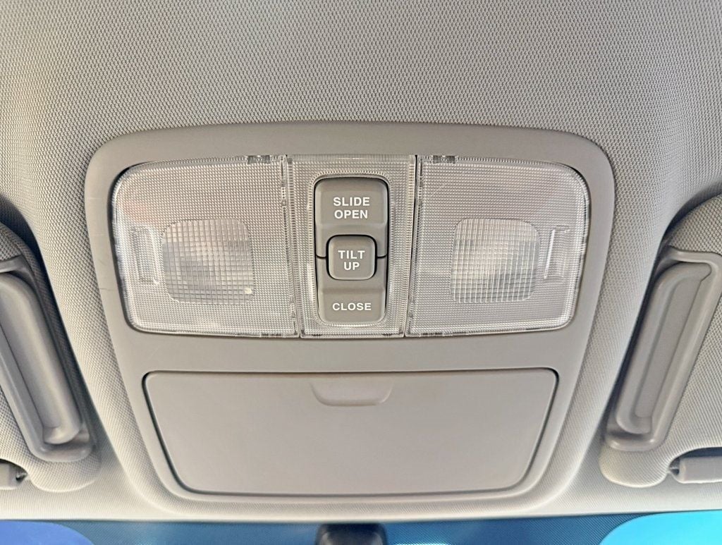 2008 Hyundai Elantra 4dr Sedan Automatic GLS - 22952127 - 19