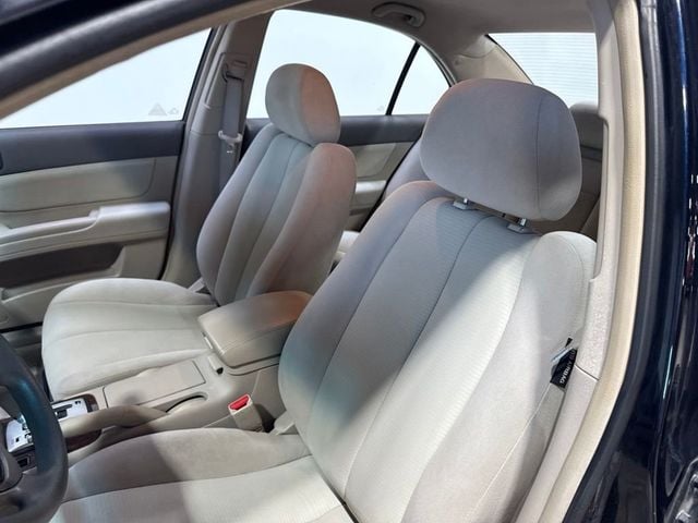 2008 Hyundai Sonata 4dr Sedan I4 Manual GLS - 23040362 - 12