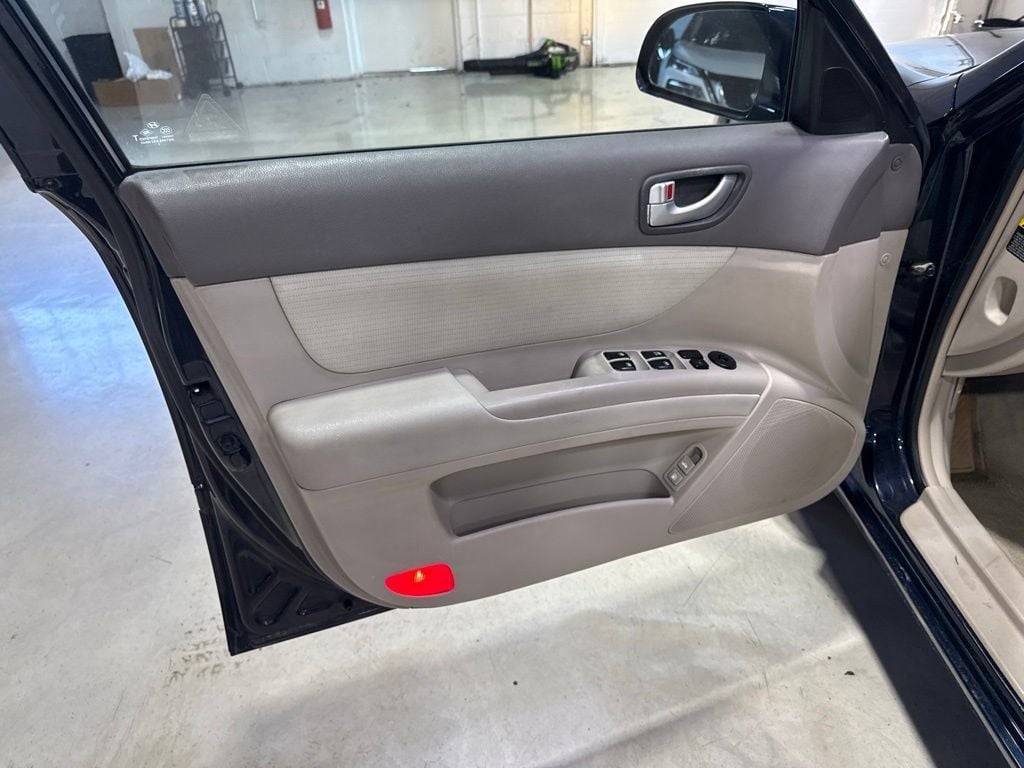 2008 Hyundai Sonata 4dr Sedan I4 Manual GLS - 23040362 - 21