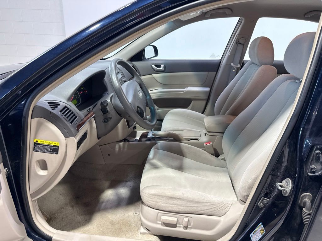 2008 Hyundai Sonata 4dr Sedan I4 Manual GLS - 23040362 - 8