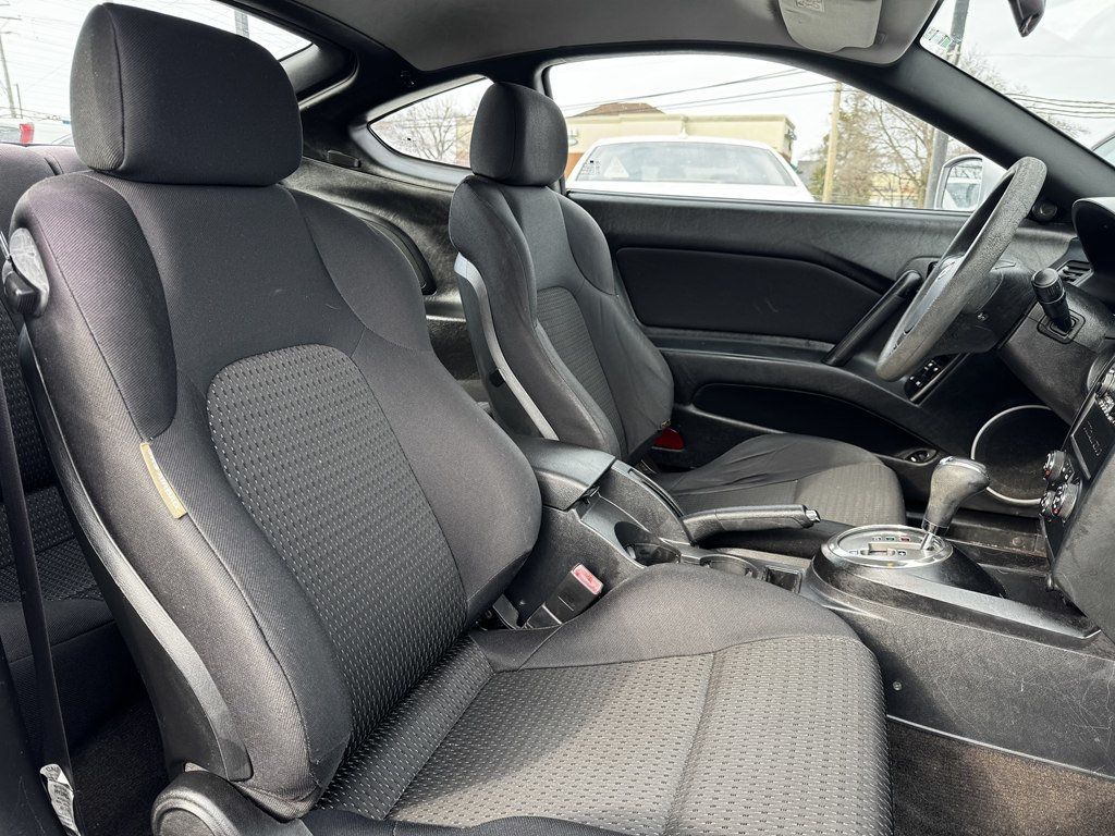 2008 Hyundai Tiburon 2dr Coupe Automatic GS - 22975729 - 13