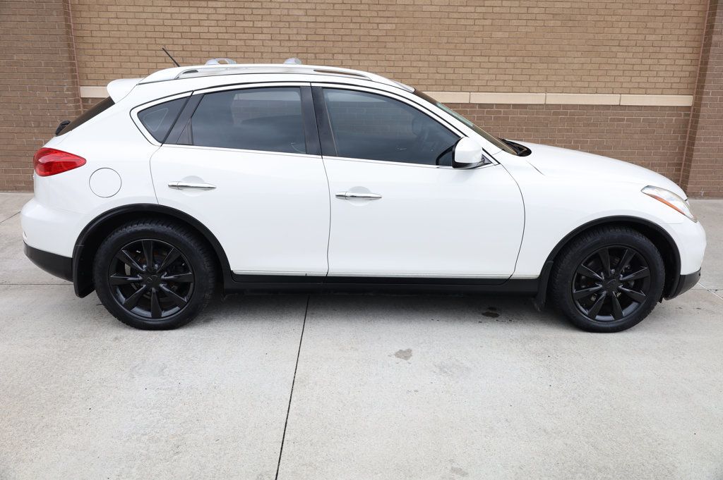 2008 Infiniti EX35 Journey photo 4