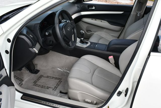 2008 INFINITI G35 Sedan 4 Door Journey RWD W/Premium and Navigation Packages - 22897289 - 13