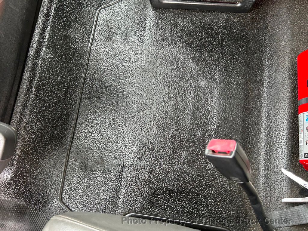 2008 International 4300 LONG BOX JUST 56k MILES! LIFT GATE! NON CDL AIR BRAKES! UNDER 26k GVW! BOX TRUCK - 22858775 - 12