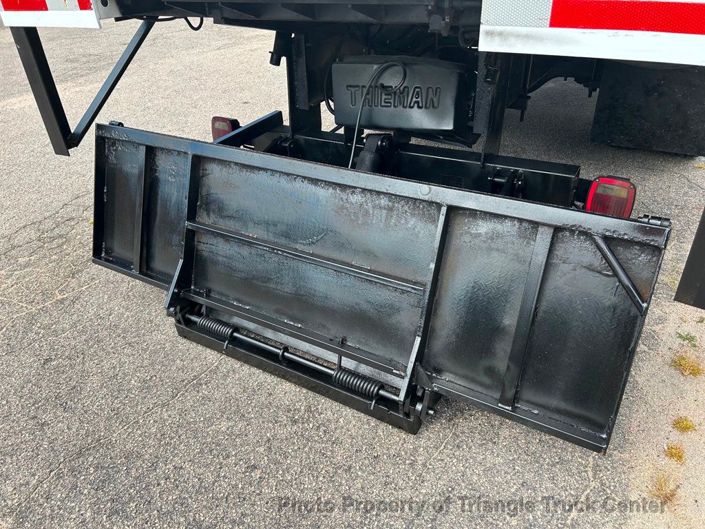 2008 International 4300 LONG BOX JUST 56k MILES! LIFT GATE! NON CDL AIR BRAKES! UNDER 26k GVW! BOX TRUCK - 22858775 - 37