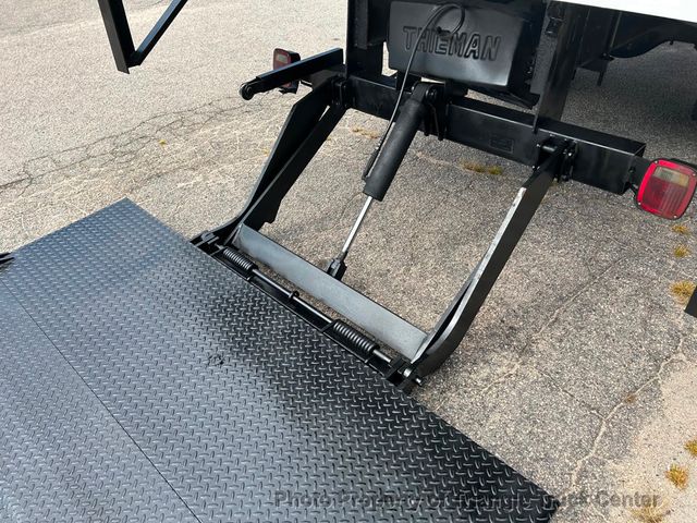 2008 International 4300 LONG BOX JUST 56k MILES! LIFT GATE! NON CDL AIR BRAKES! UNDER 26k GVW! BOX TRUCK - 22858775 - 39