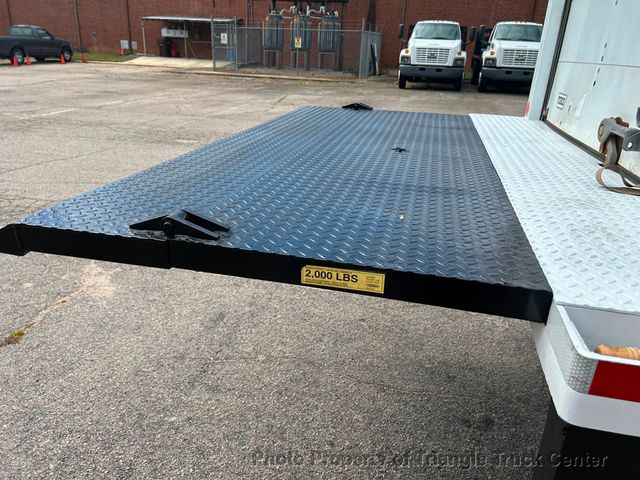 2008 International 4300 LONG BOX JUST 56k MILES! LIFT GATE! NON CDL AIR BRAKES! UNDER 26k GVW! BOX TRUCK - 22858775 - 40