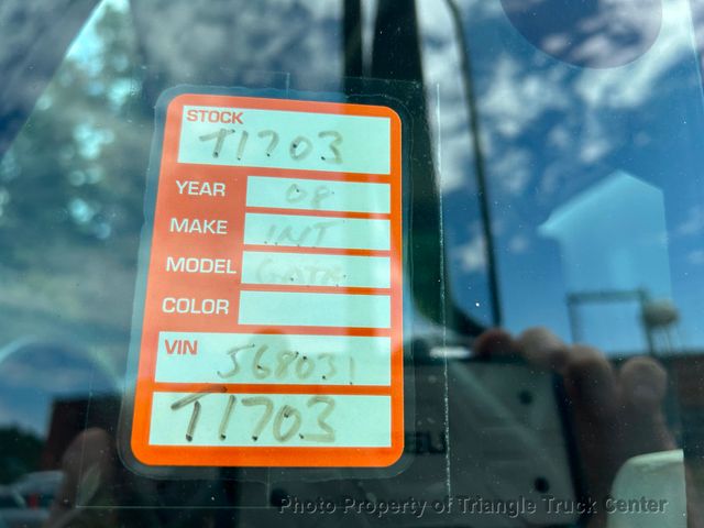 2008 International 4300 LONG BOX JUST 56k MILES! LIFT GATE! NON CDL AIR BRAKES! UNDER 26k GVW! BOX TRUCK - 22858775 - 48