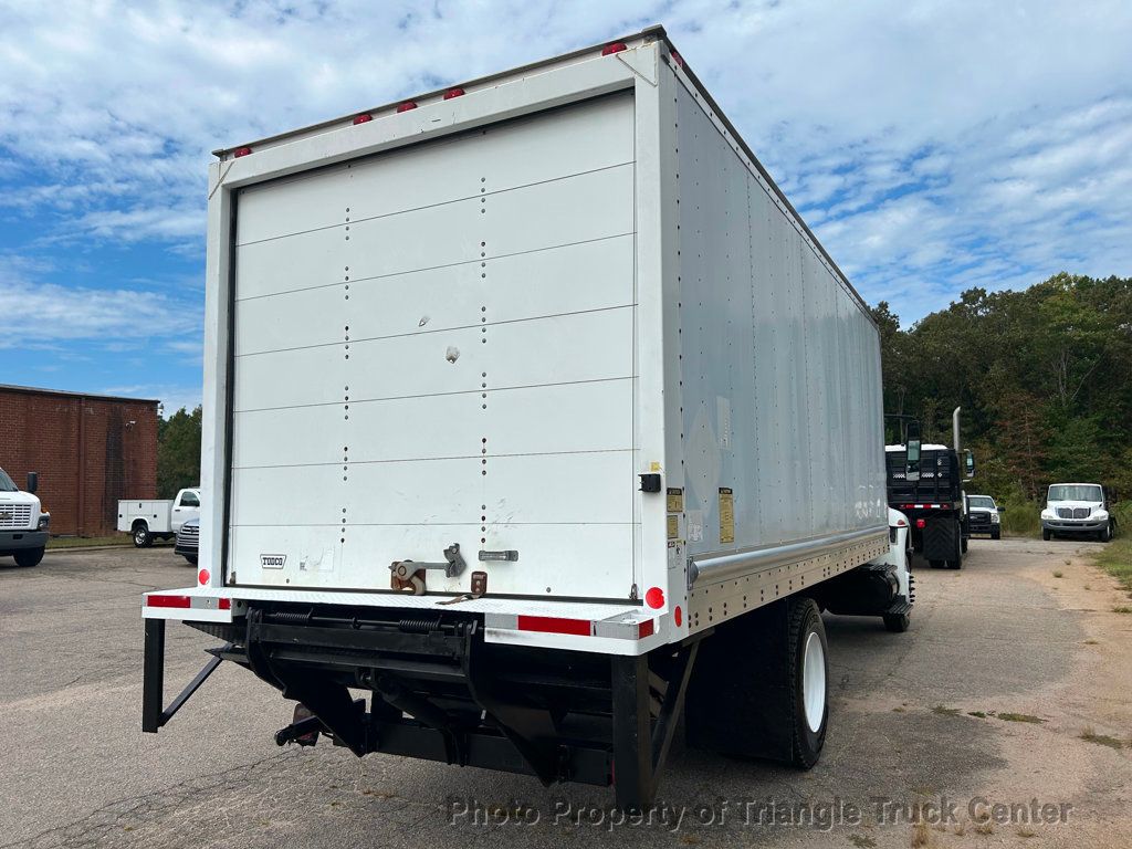 2008 International 4300 LONG BOX JUST 56k MILES! LIFT GATE! NON CDL AIR BRAKES! UNDER 26k GVW! BOX TRUCK - 22858775 - 54