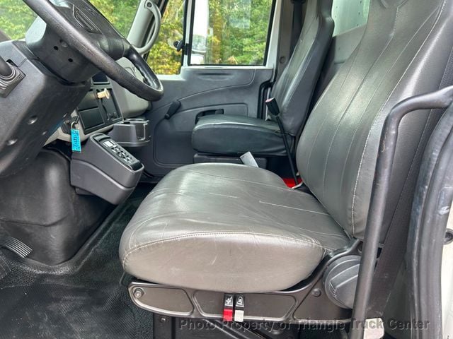2008 International 4300 LONG BOX JUST 56k MILES! LIFT GATE! NON CDL AIR BRAKES! UNDER 26k GVW! BOX TRUCK - 22858775 - 6