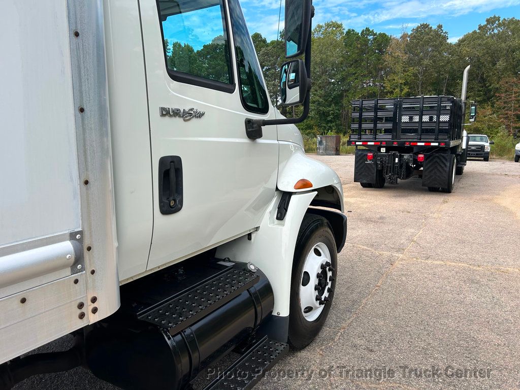2008 International 4300 LONG BOX JUST 56k MILES! LIFT GATE! NON CDL AIR BRAKES! UNDER 26k GVW! BOX TRUCK - 22858775 - 93