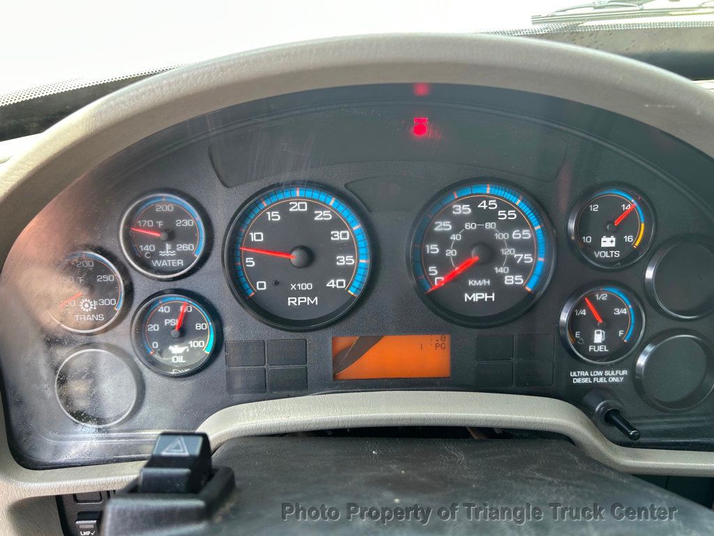 2008 International 4300 NON CDL FLATBED JUST 26k MILES NON DEF DIESEL! - 22863623 - 19