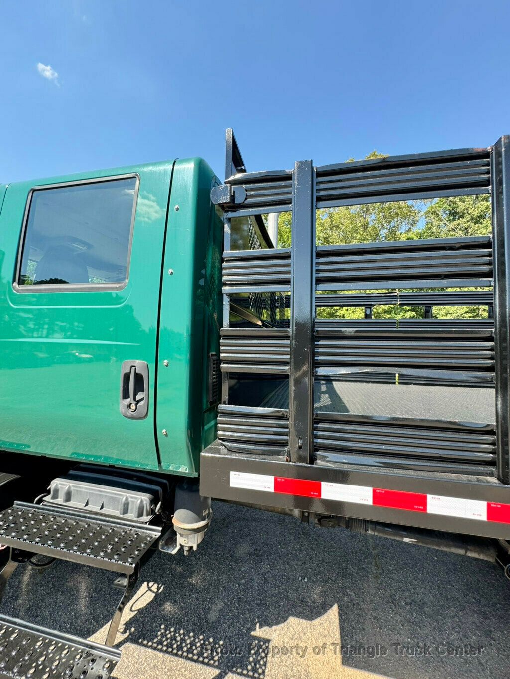 2008 International 7300 AWD JUST 69k MILES! FOUR WHEEL DRIVE! NON CDL UNDER 26k GVW! DT466 NO DEF FLUID! - 23002302 - 33