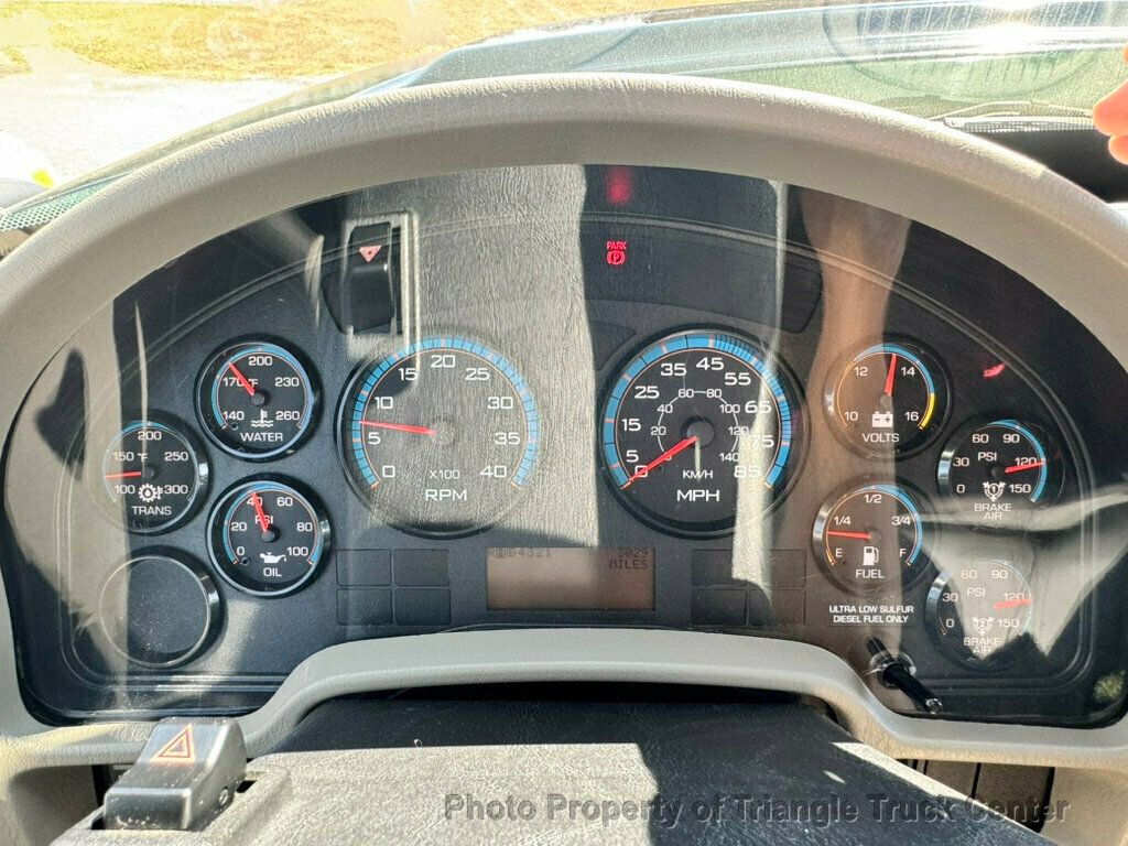 2008 International 7300 AWD JUST 69k MILES! FOUR WHEEL DRIVE! NON CDL UNDER 26k GVW! DT466 NO DEF FLUID! - 23002302 - 68