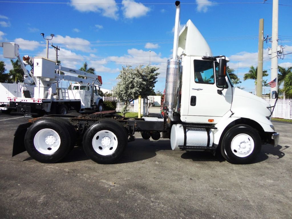 2008 International 8600 TANDEM AXLE DAY CAB TRACTOR - 18603742 - 3