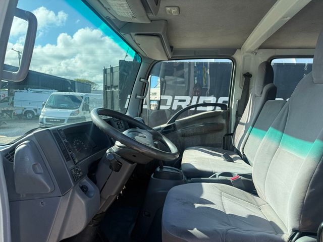 2008 Isuzu NPR Crew Cab Dovetail Flatbed Base Trim - 22992462 - 5