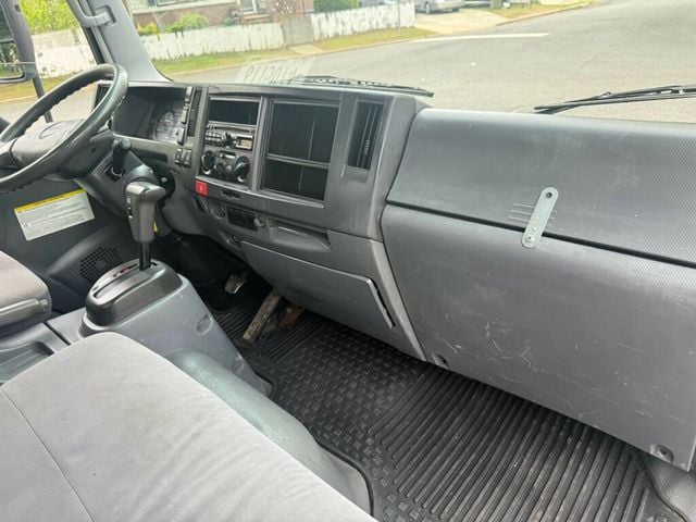 2008 Isuzu NRR 16 FOOT BOX TRUCK WITH LIFTGATE / SIDE DOOR FINANCING AVAILABLE - 22846774 - 24