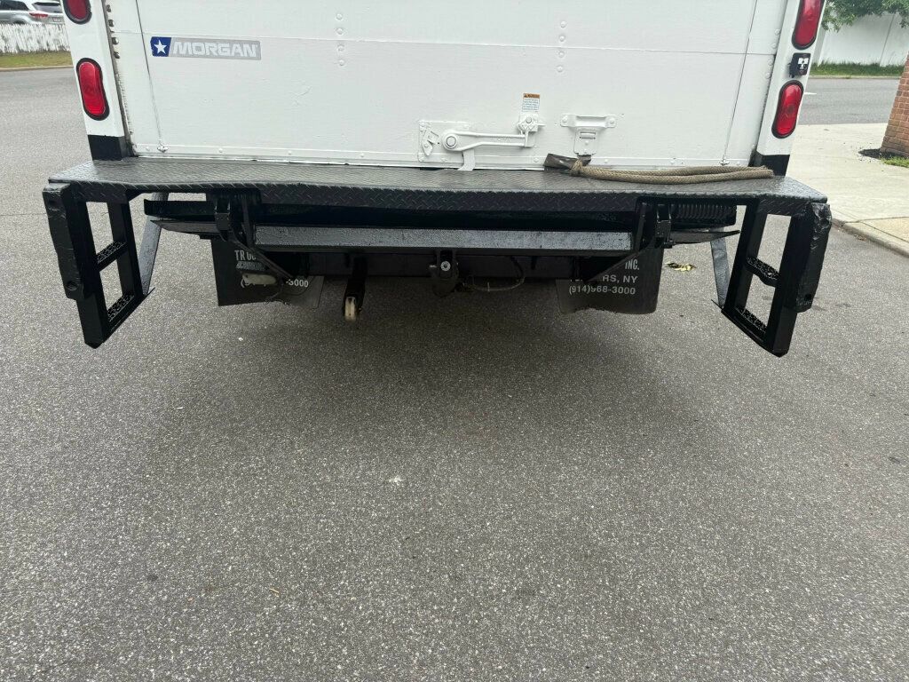 2008 Isuzu NRR 16 FOOT BOX TRUCK WITH LIFTGATE / SIDE DOOR FINANCING AVAILABLE - 22846774 - 26