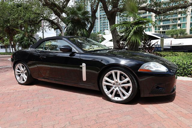 2008 Jaguar XK 2dr Convertible XKR - 22897919 - 16