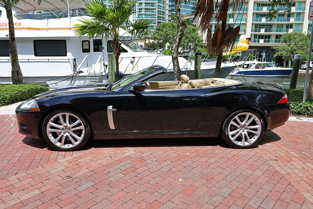 2008 Jaguar XK Convertible XKR photo 2