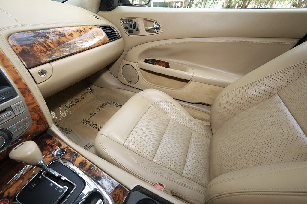 2008 Jaguar XK Convertible XKR photo 29